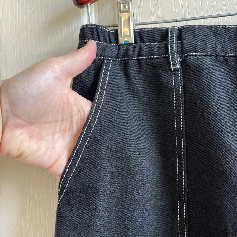 White Fox Black Wide Leg 90s High-waist Cargo Jean  NWT - Picture 3 of 10